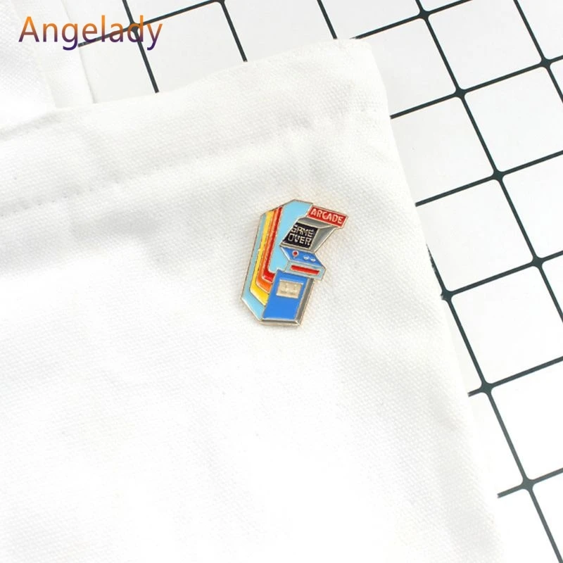 Мультяшная симпатичная игровая машинка настольная брошка из сплава мини-заколки