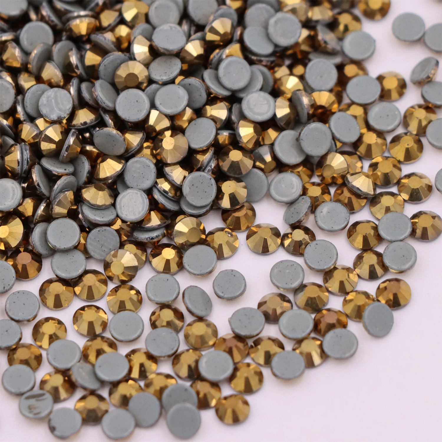 Золотые гематит горячей фиксации Стразы Aurum утюжок на кристаллах стеклянные