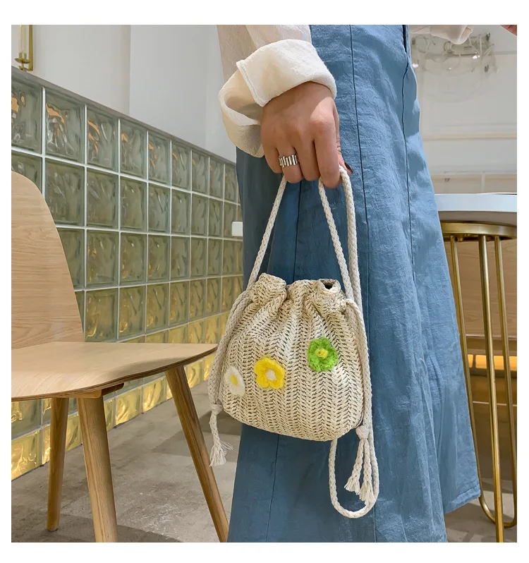 Женская Плетеная соломенная сумка с клапаном женские тканые цветок на плечо