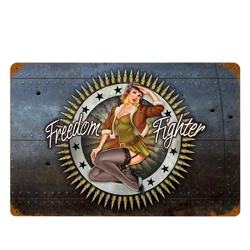 

For Retro Freedom Fighter Pin-Up Girl Sexy Girl Vinyl Car Tank Rear Windshield Windows Bumper Decal KK 13cm x 8.6cm