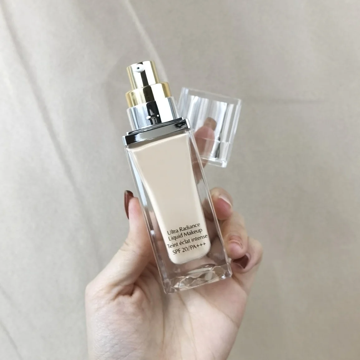 

Жидкая основа для макияжа, SPF 20, 30 мл