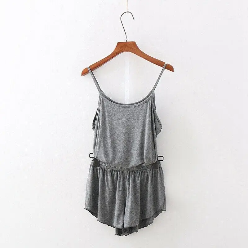 Комплект пижамный женский из двух предметов пикантное нижнее белье на бретелях и