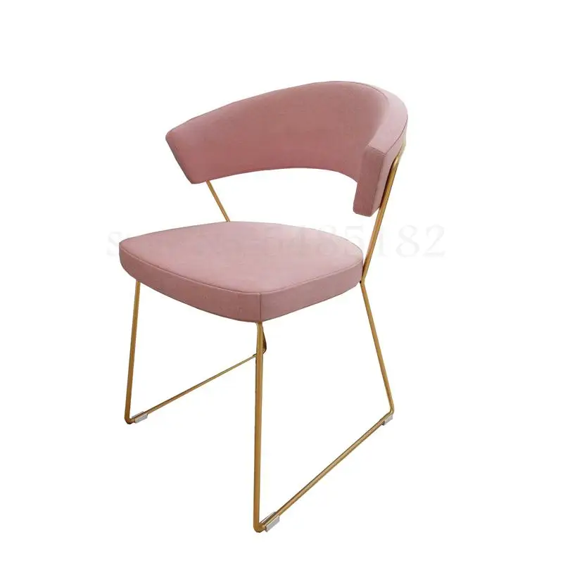 Сетка Красный комод стул ins спальня макияж принцесса девушка сердце светильник