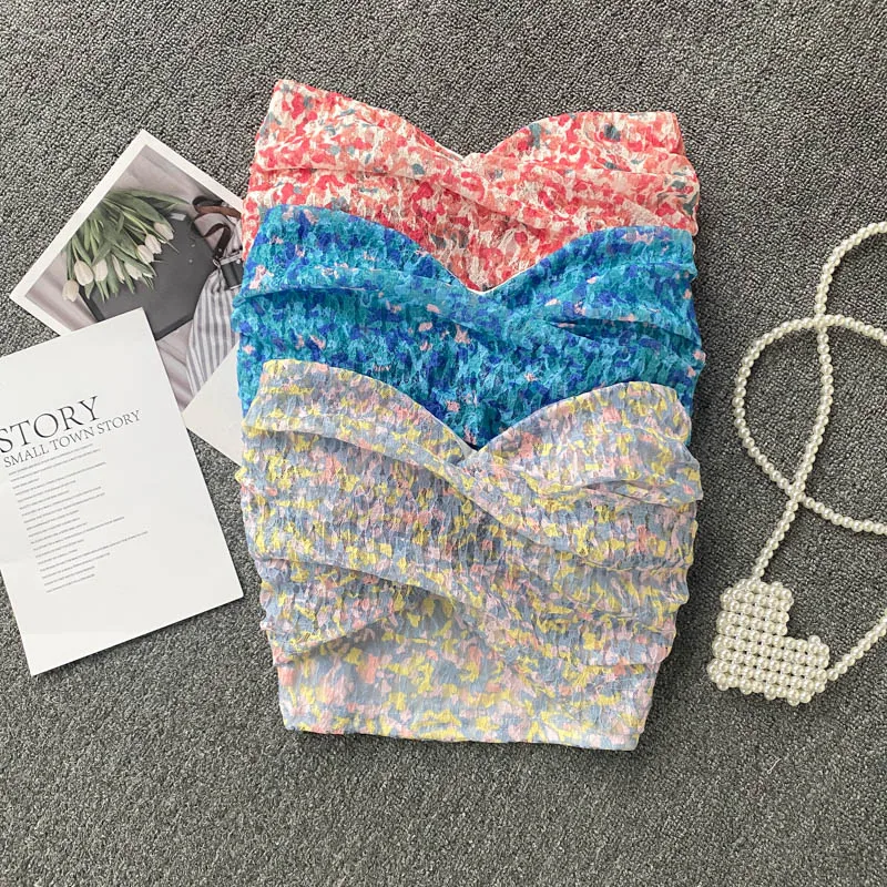 

Топ женский с цветочным принтом, пикантная облегавечерние вечерняя майка без рукавов, с V-образным вырезом, с открытыми плечами, без бретеле...