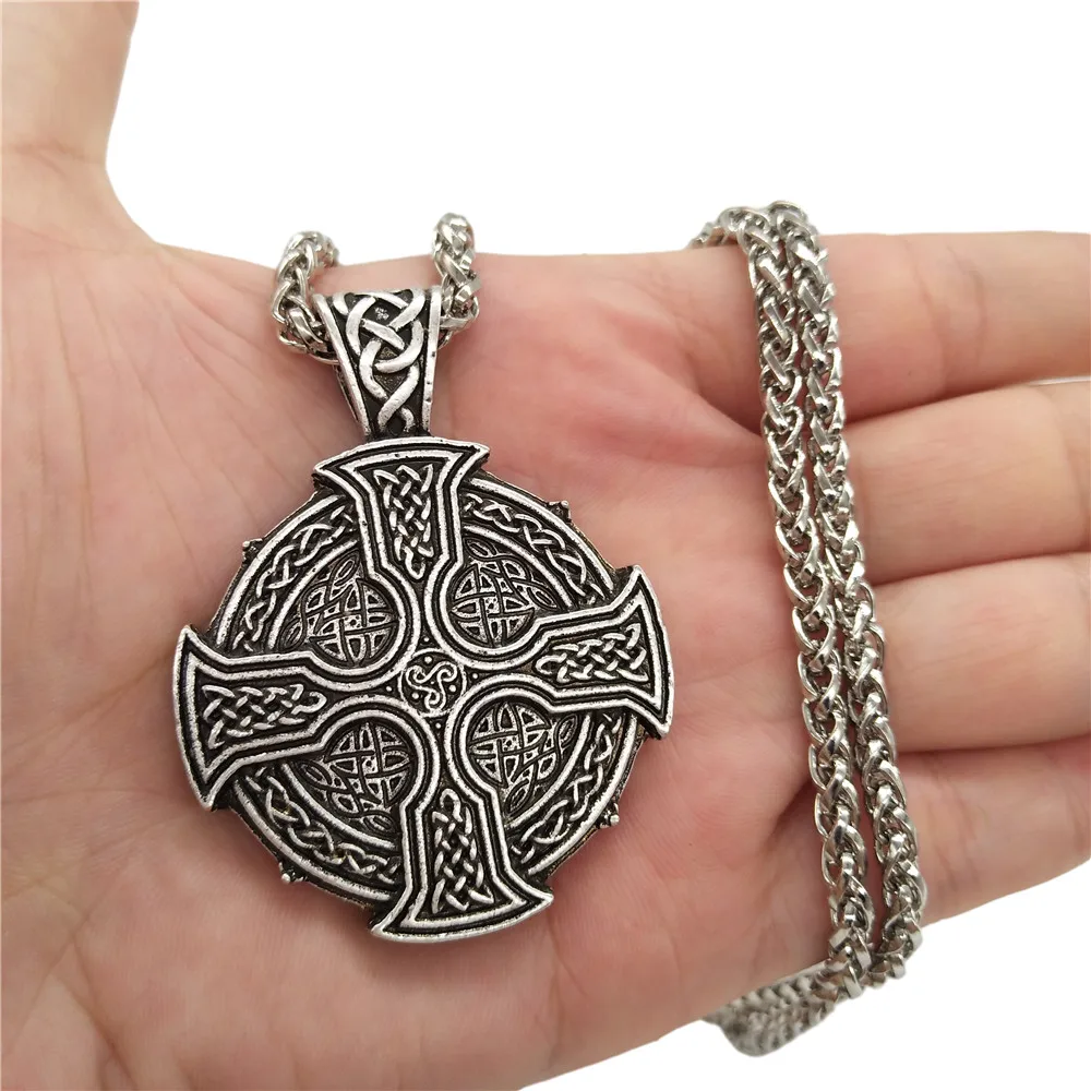 Ирландский символ узлов с триккейл в этническом стиле | Украшения и аксессуары