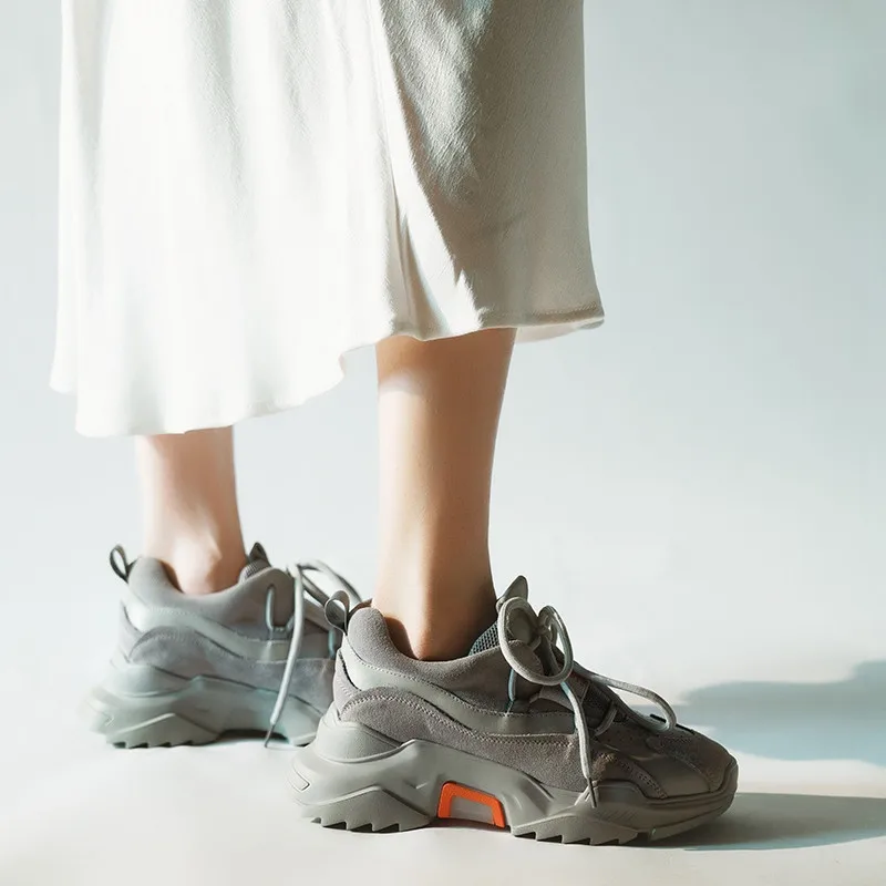 Женские кроссовки COCOAFOAL трендовая обувь для папы женская на толстой подошве