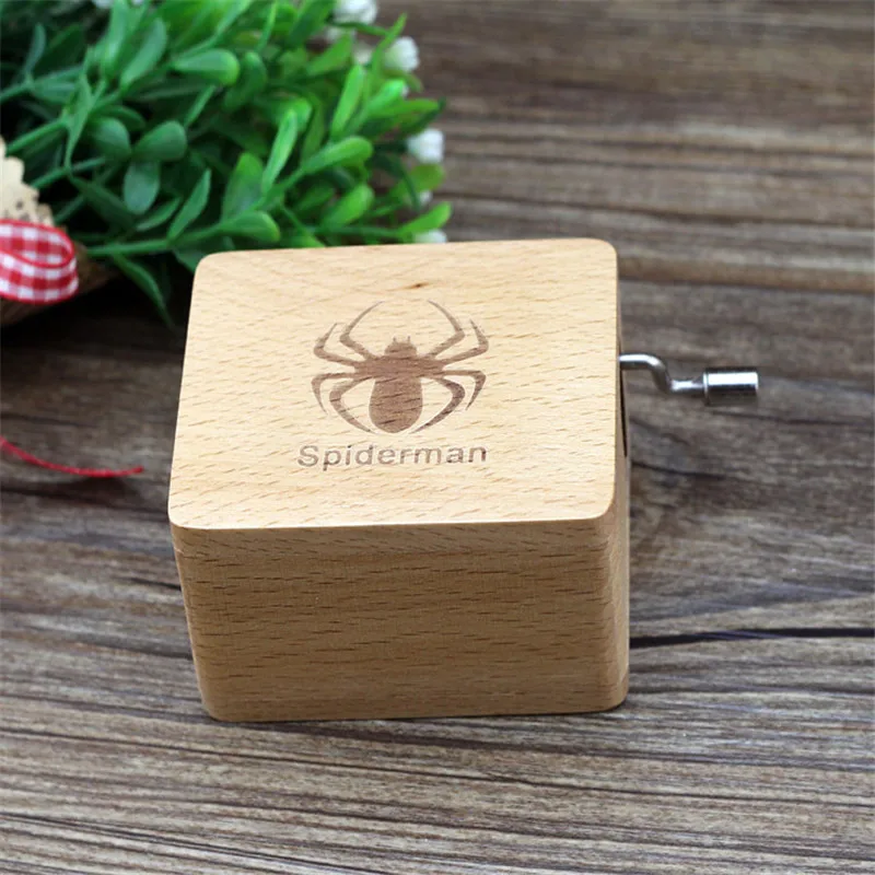 Деревянная музыкальная шкатулка с рукояткой подарок на Рождество день рождения