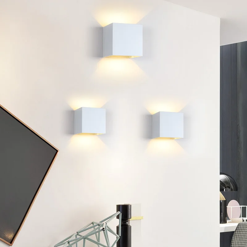 Светодиодная настенная лампа наружная Водонепроницаемая квадратная