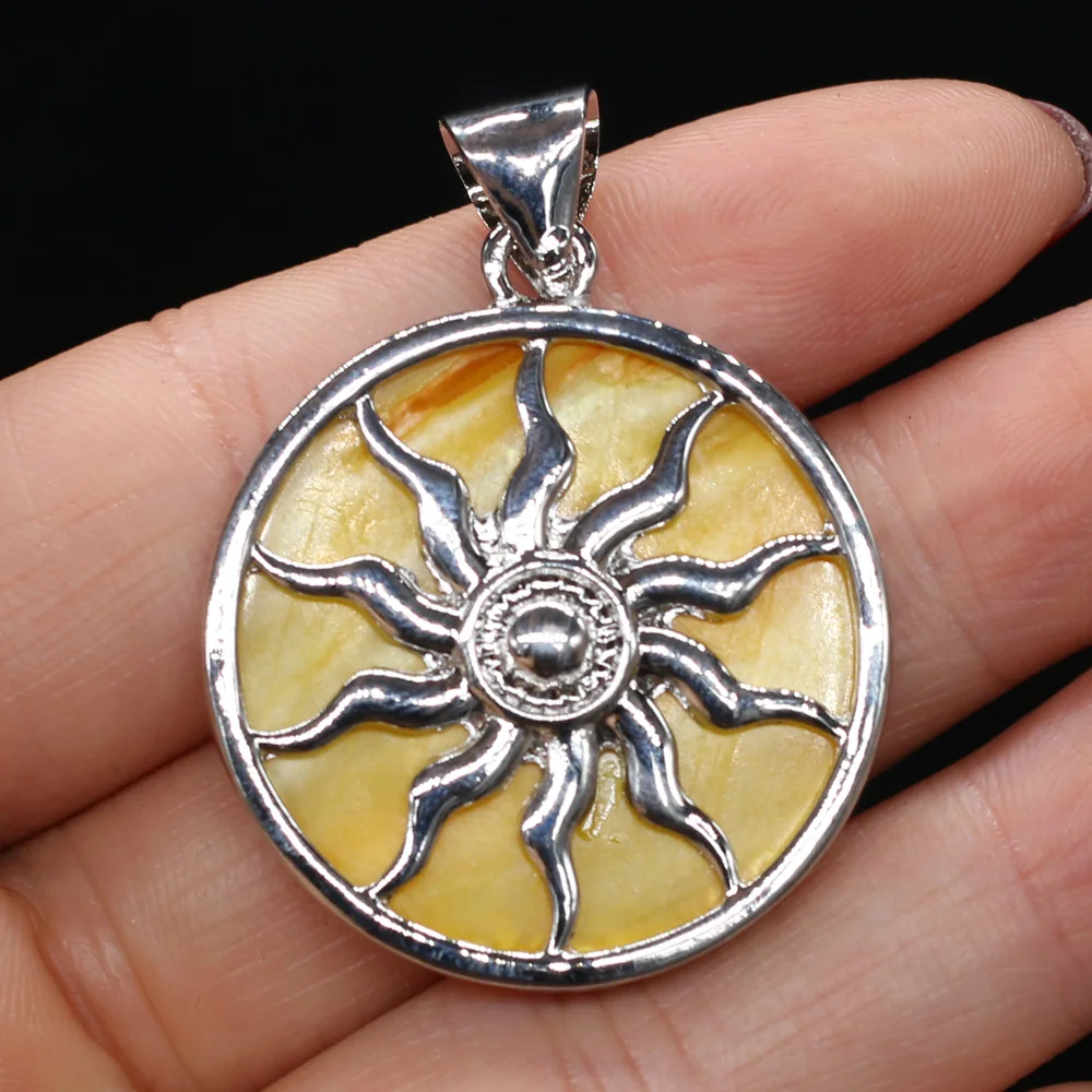 

1pcs Natural Shell Pendant Mother of Pearl Blue White Shell Pendant For Jewelry Making DIY Necklace Women Jewelry Gift 33x37mm