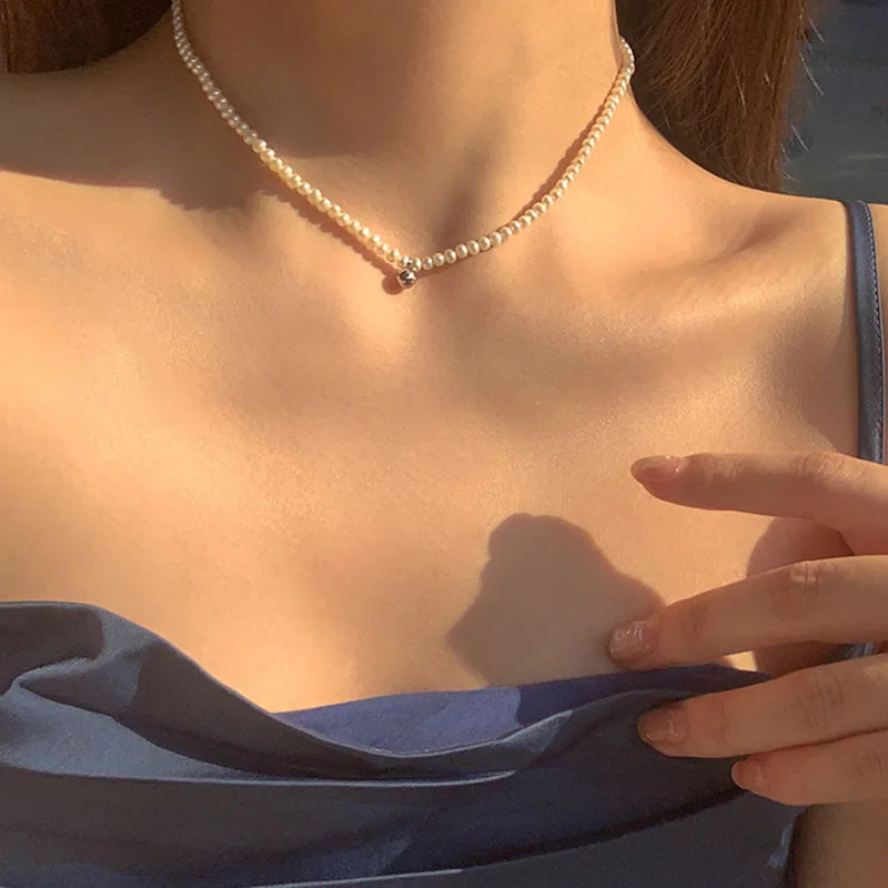 

Korean Fashion Imitation Pearl Necklace 2021 Round Bead Necklaces for Women Light Luxury Clavicle Chain Choker Jewelry Wholesale