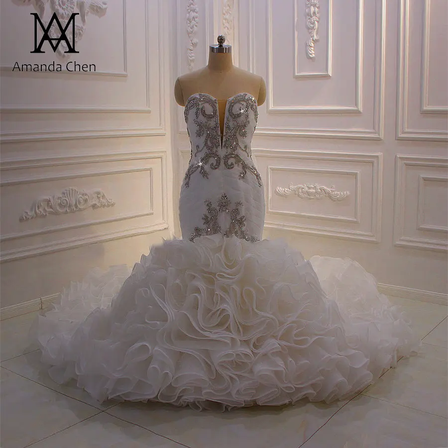 Женское свадебное платье без бретелек плиссированное из органзы с кристаллами и