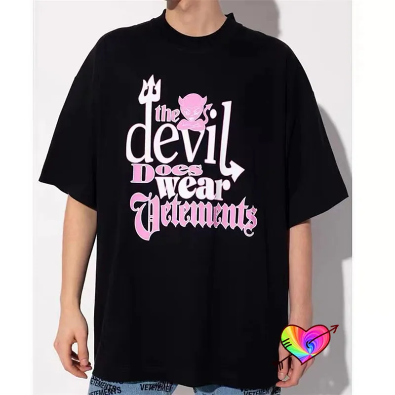 Футболка Мужская/женская оверсайз с графическим логотипом коротким рукавом |