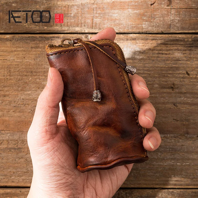 

AETOO Vintage handmade leather key case, male planted leather waist padlock key case, personalized small coin purse