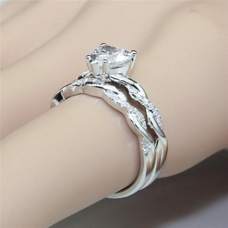 

Hot New Heart-shaped Diamond Set Ring Female Pair Engagement Ring