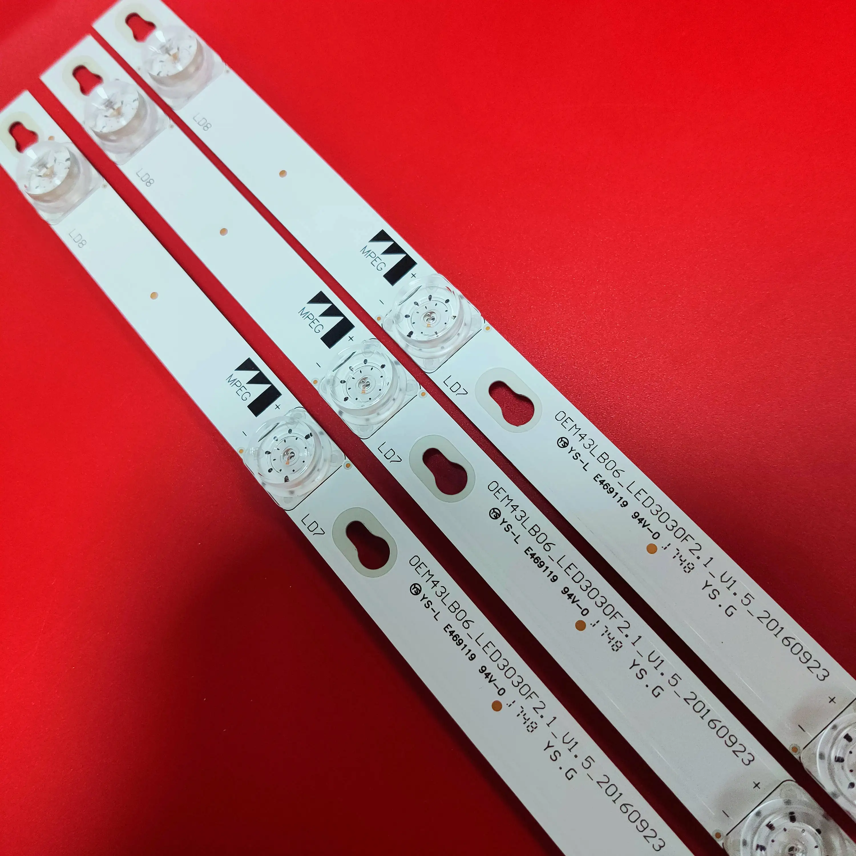 1 комплект = 3 шт. Светодиодная лента для подсветки T C L L43E5800A-UD OEM43LB06 D43A810 L43P1A-F LED3030F2.1