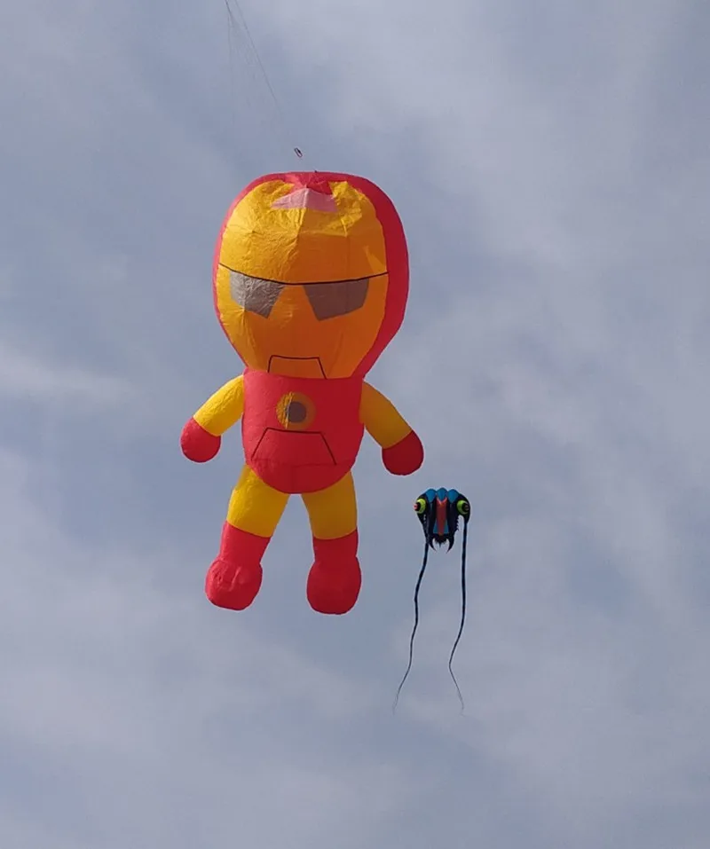 Бесплатная доставка большой мягкий воздушный змей супергероев ветрозащитный