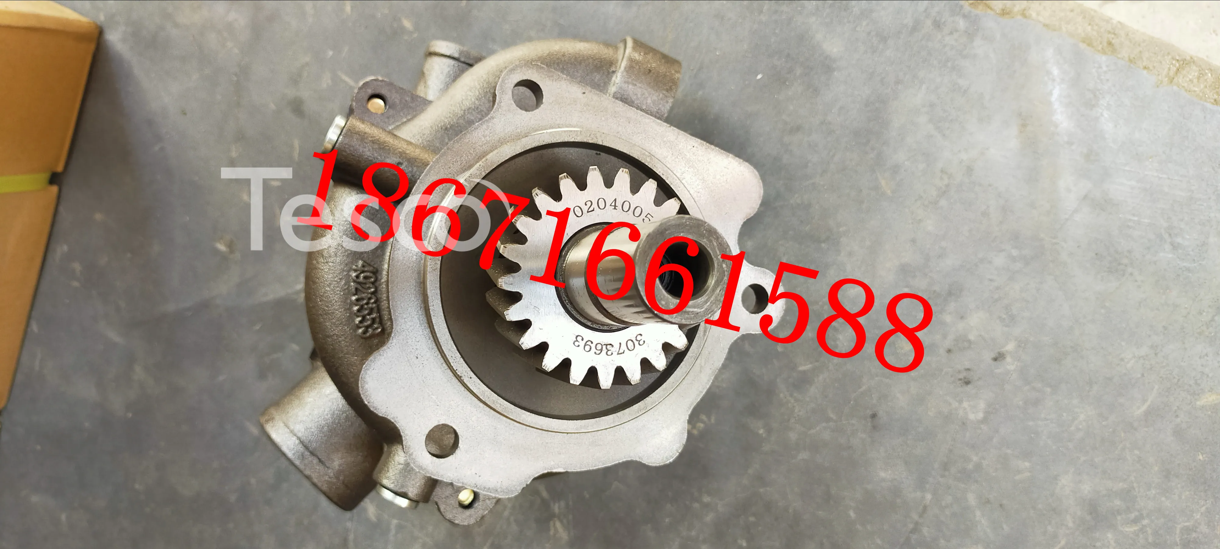 

Construction machinery parts M11 engine long axis water pump/4972853X/3073694
