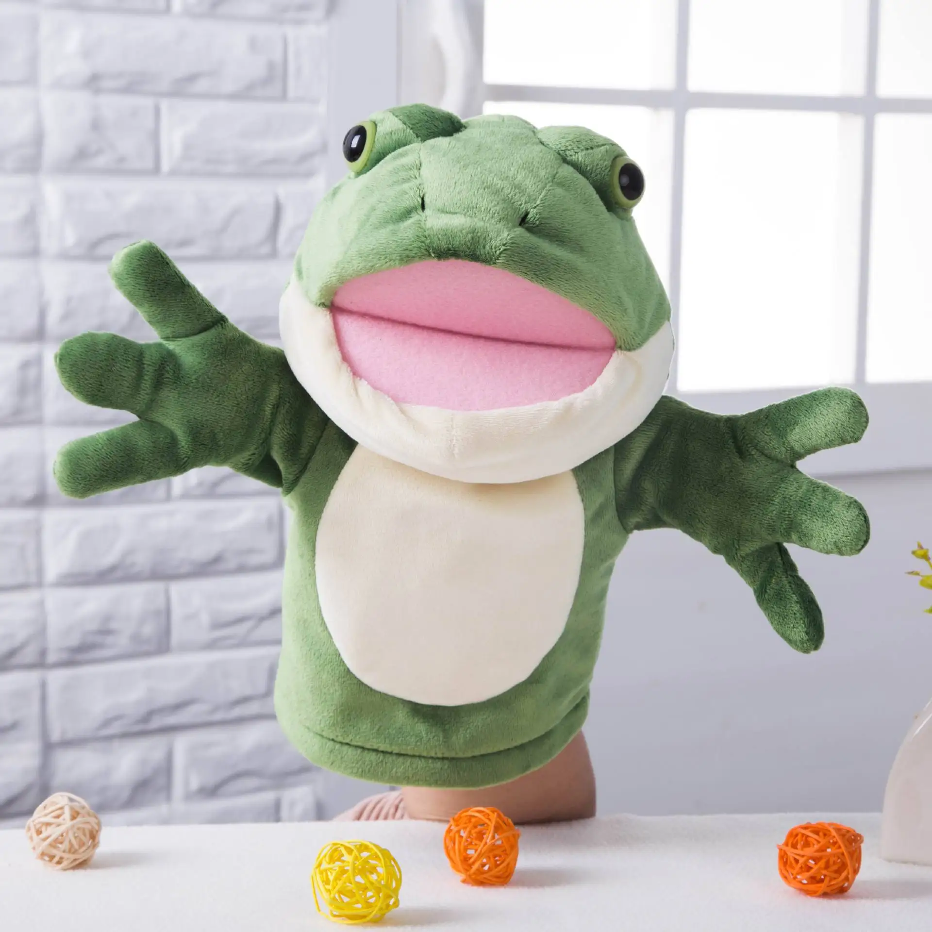 

25CM Frog Hand Doll Plush Children Hand Puppet Toys Green Open Mouth Toad Cartoon Cute Animal Plush Toy For Kids Birthday Gift