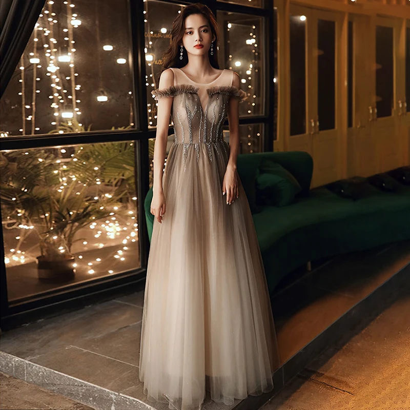 

Женское кружевное вечернее платье, серое ТРАПЕЦИЕВИДНОЕ ПЛАТЬЕ до пола без рукавов, с круглым вырезом и аппликацией, из тюля, A454