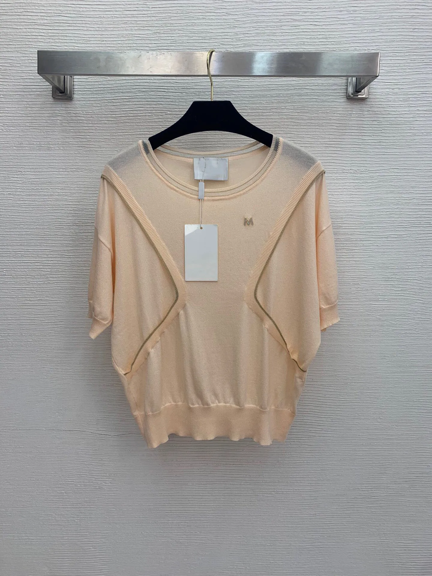 

Hoge Kwaliteit Luxe Nieuwe Vrouwen Diamond Broche Decoratie Stiksels Ronde Hals Korte Mouwen Losse Knit T-shirt Tops