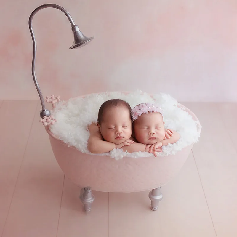 

Newborn Photography Props Big Iron Bathtub For Photo Shoot Fotografia Acessorio Baby Photography Furniture Props Chair Basket