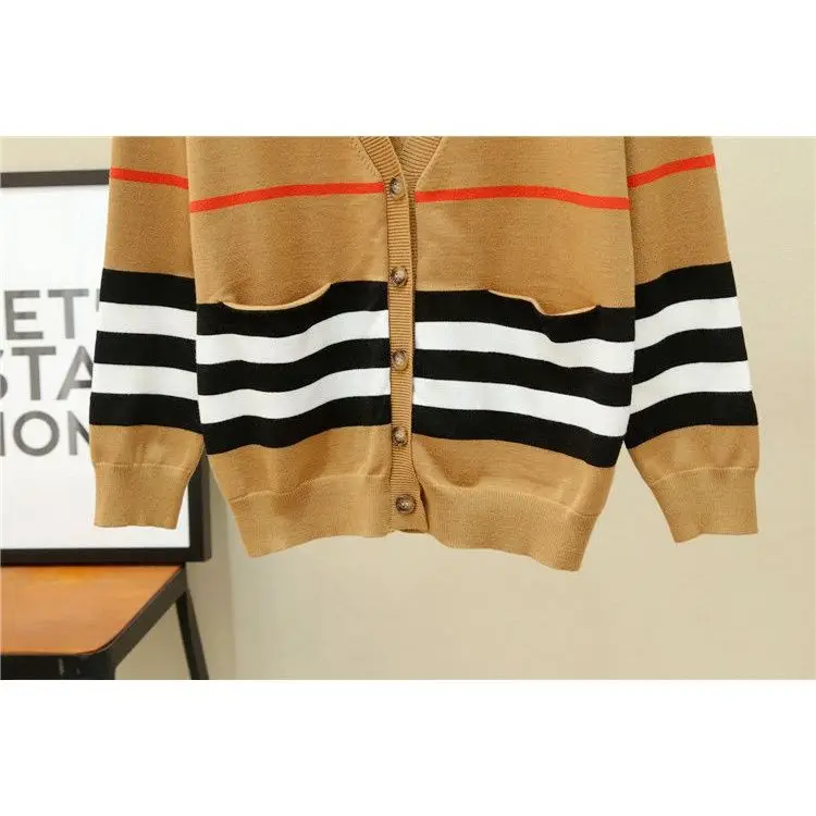 

Europe station 2020 autumn new V-neck stripe British retro with knitted cardigan women's loose sweater