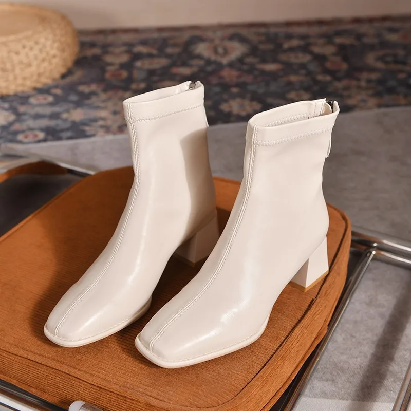 Women's Ankle Boots Flat Heels Women's Winter and Autumn Shoes Daily Short Boots Women's Shoes Size 35-40