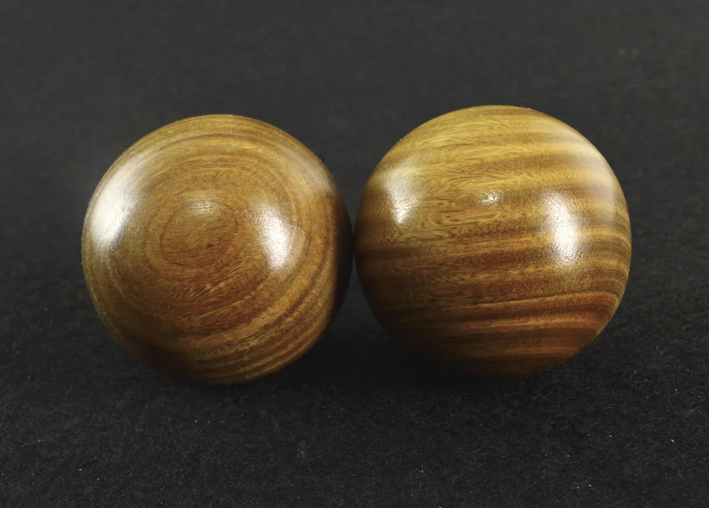 Высший сорт зеленый сандалового дерева Здравоохранение ручной мяч для