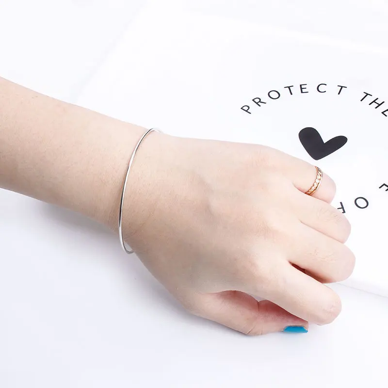 Браслеты женские регулируемые из проволоки без рисунка растягивающиеся