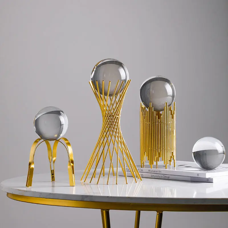 

European Light Luxury Creative High-End Crystal Ball Ornaments Handicraft Decoration Living Room Modern Room Gift Decoration