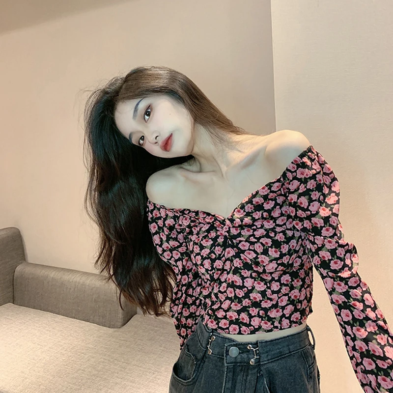 

Women's clothing floral boat neck long sleeve temperament short shirt 2022 spring and autumn new joker gentle top