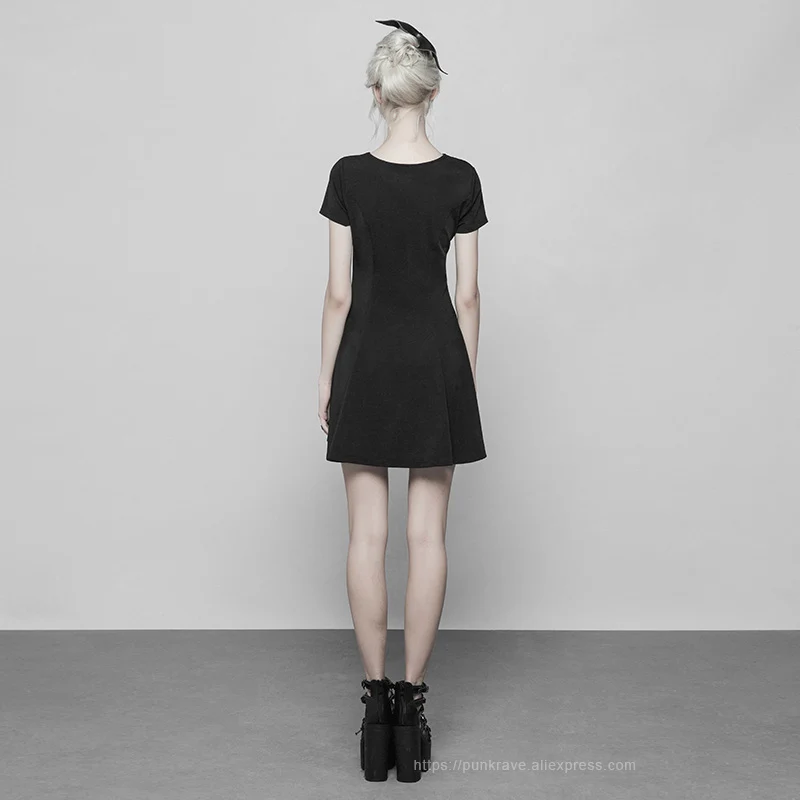 Женское платье с коротким рукавом в стиле панк черное трапециевидной формы