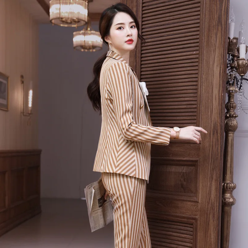 Костюм брючный женский в полоску хаки весна осень одежда для студентов колледжа