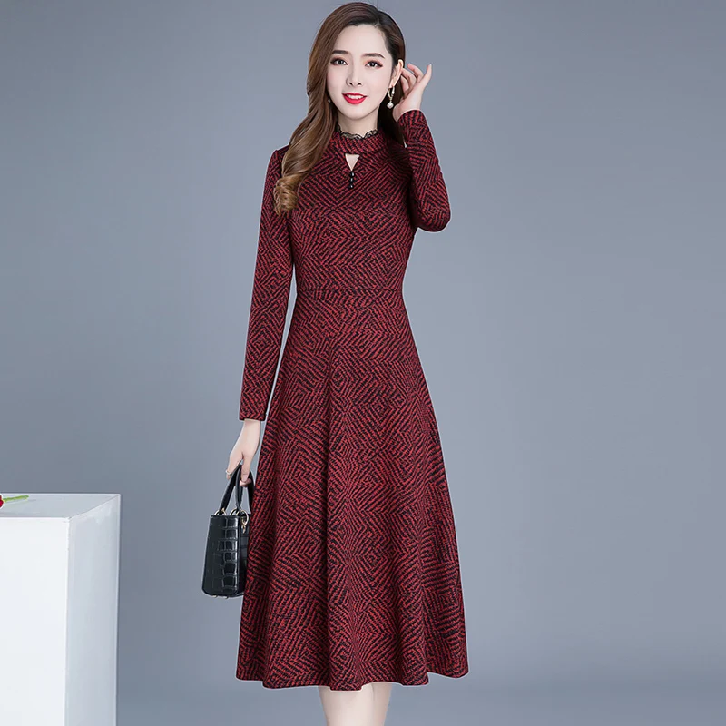 

Dress Women Velvet Padded Base Mid-long Dress Female Winter New Round Neck Long Sleeve A-Line Dresses Stitching Vestidos 5XL