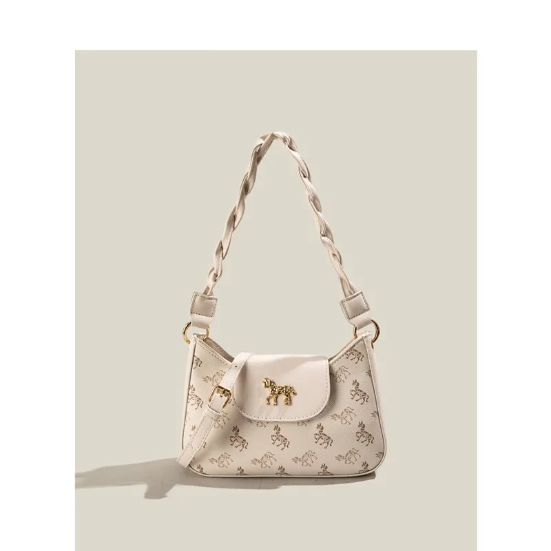 

Женская сумка-мессенджер с принтом «лошади»