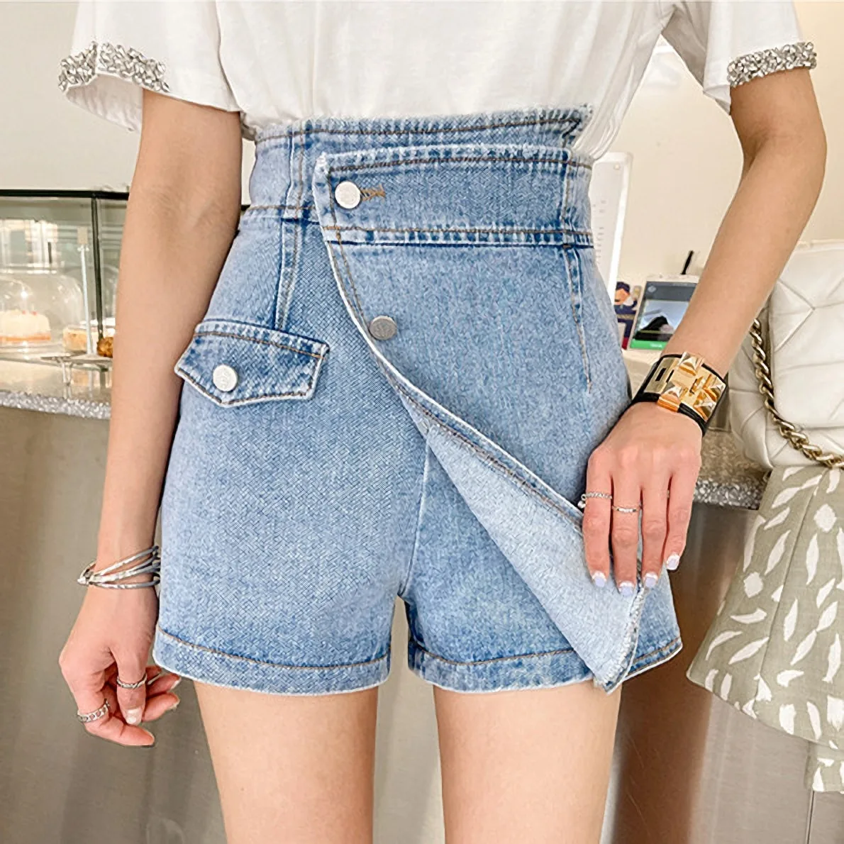 

Fashion Women 2021 Summer Denim Shorts For Woman Female Korean Casual Loose High Waist Shorts Skirts Streetwear WH136