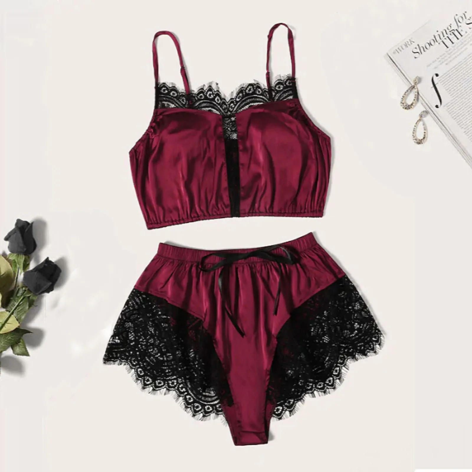 

Exotic Set Sexy Women Sleepwear Lace Tops Shorts Bowknot Tempting Nightdress Camisole Pajamas Underwear Set