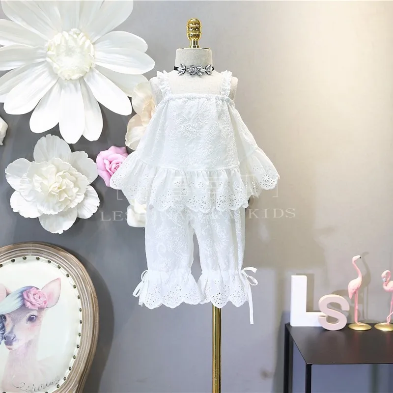 

Girls Sling Set 2021 Summer Girls Hollow Lace Top + Pants Two-piece Girl Vest Home Service Set