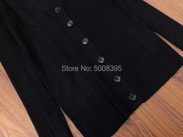 

White Black Wool Blend Vezzani cardigan Jersey V-neck Front Button up Long Sleeves Fitted Knits Sweater jacket WOMAN 2021