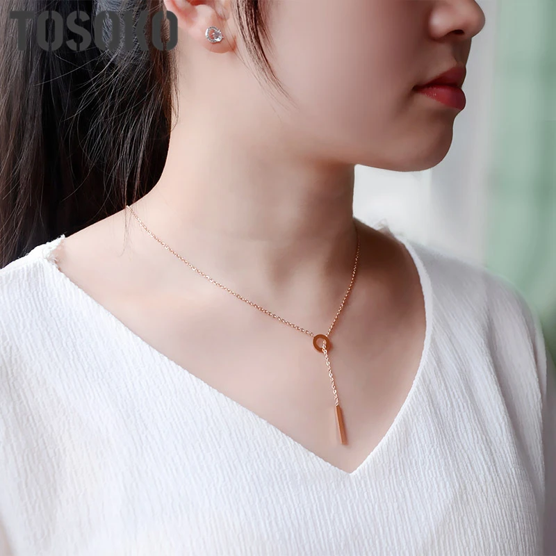 

TOSOKO Fashion Titanium Steel LOVE Long Pendant Sweater Chain Clavicle Necklace For Women Stainless Steel Jewelry BSP060