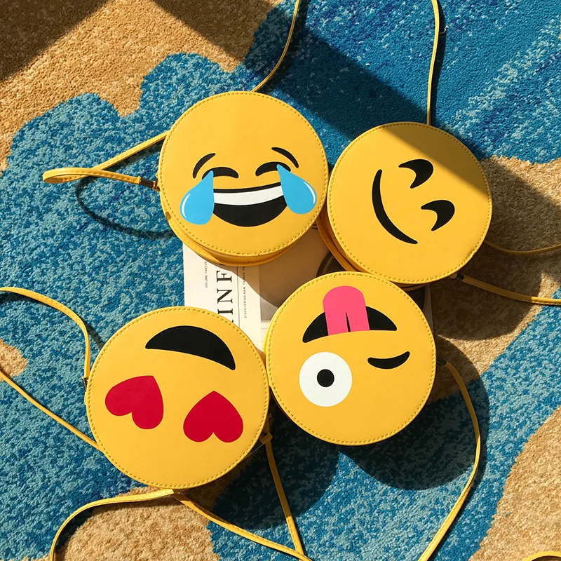 

Women's Bag 2021 Summer New Fashion Cartoon Emoticons Smiley Small Round Shoulder Bag Personalized Funny Mobile Phone Bag