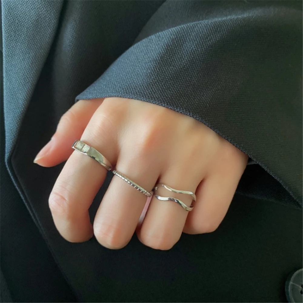 

Three-piece Ring Set For Women With Individual Ring And Simple Tail Ring For Women