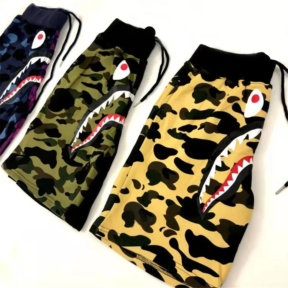 

2021 new summer men's shorts casual mid-waist Japanese trend camouflage drawing rope shark cartoon camouflage print shorts