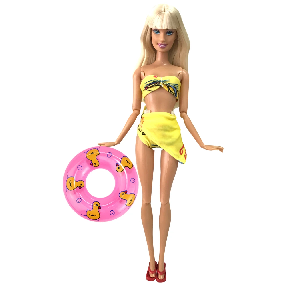 NK один комплект кукла желтый три предмета купальник пляжный + тапочки купальный