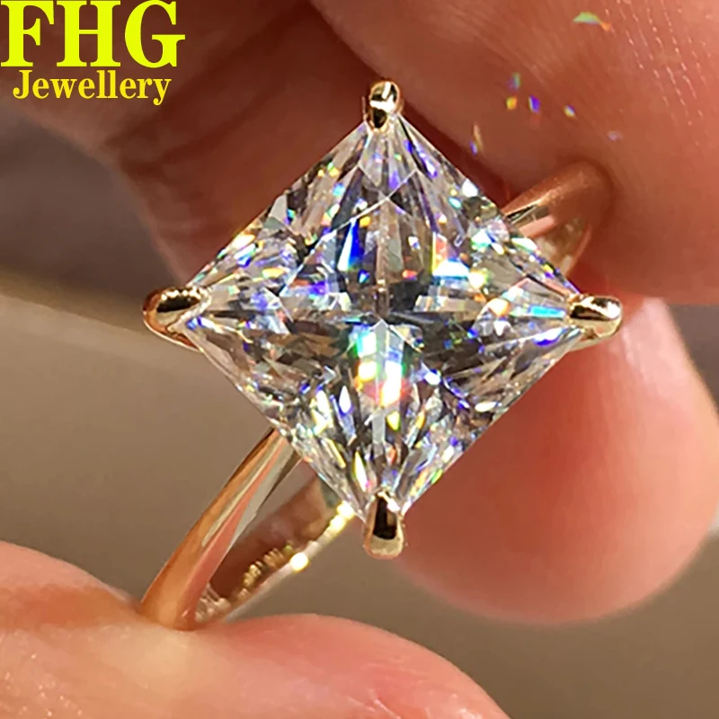

9K Au375 Yellow Gold Ring DVVS Moissanite Diamonds 1.2Carat Princess shape Wedding Party Engagement Anniversary Ring