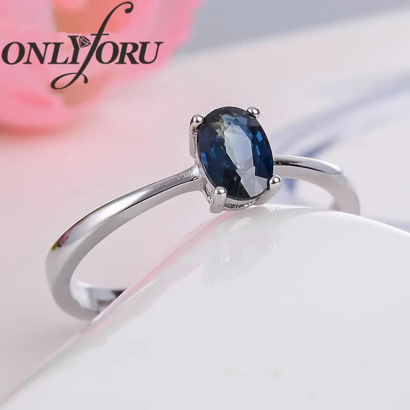 Женское кольцо с сапфиром ювелирное изделие из серебра 925 пробы голубым