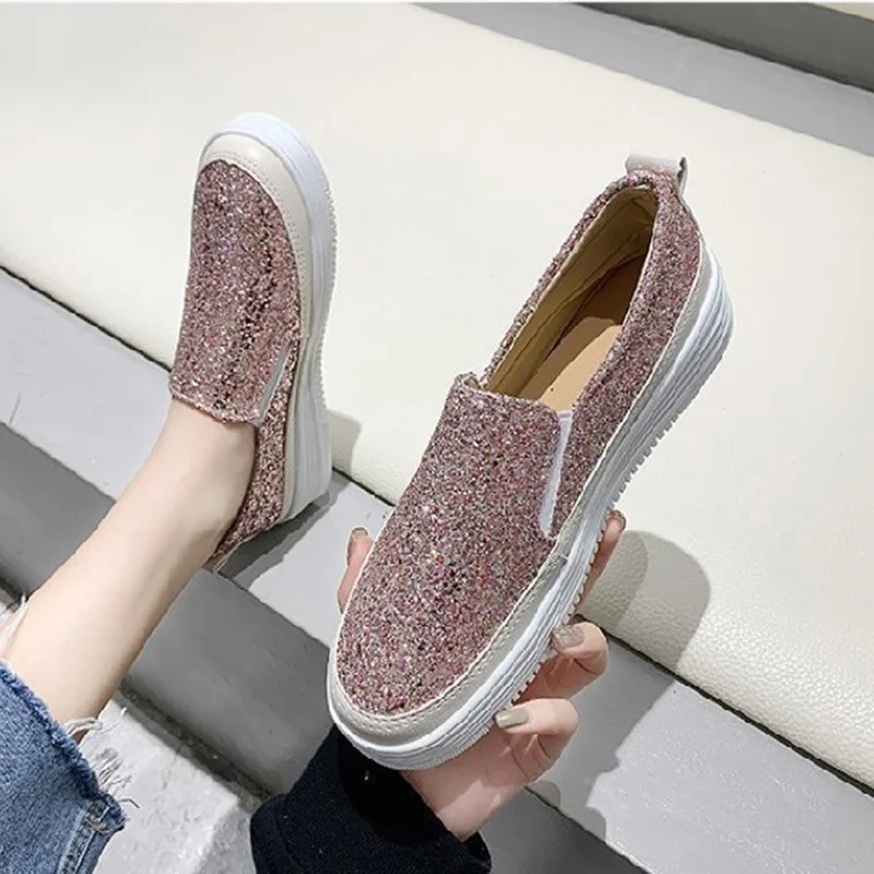 

Autumn Women Loafers Flat Shoes Females Girl Thick Bottom Anti-slip Bling Flats Shoes Breathable Shallow Slip On Footwear 2021