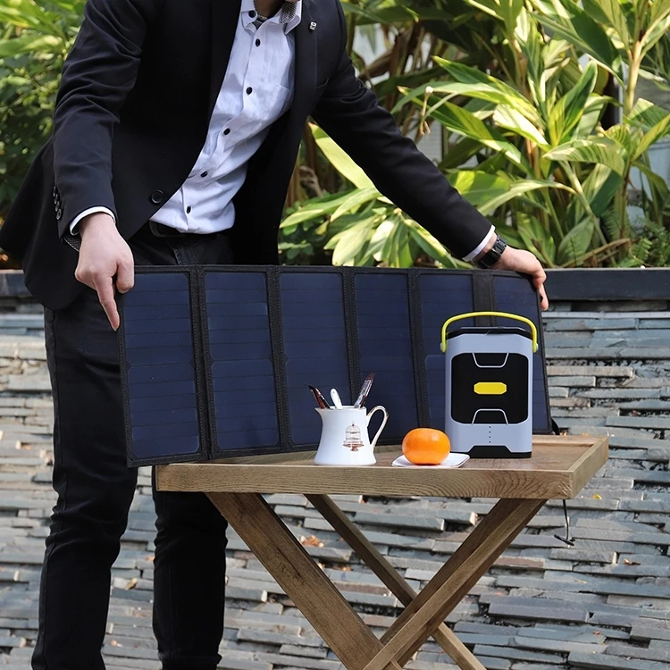 Высокоэффективная складная солнечная панель с зарядным устройством мощностью 40