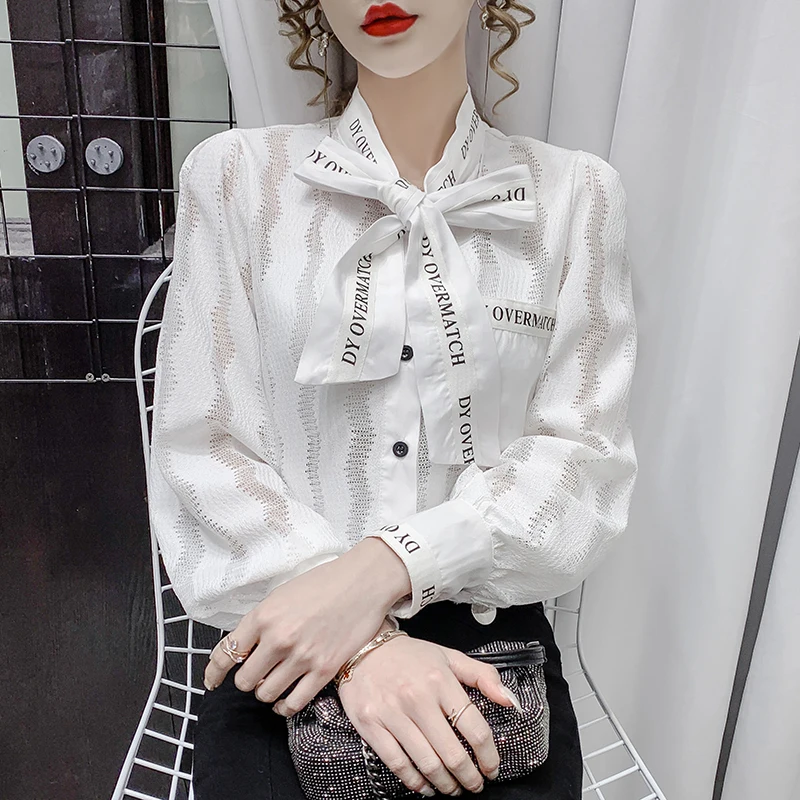 

Elegant Office Lady Lace-Up Bow White Lace Shirt 2021 Spring Runway Women Vintage Single-Breasted Long Sleeve Slim Blouse Tops