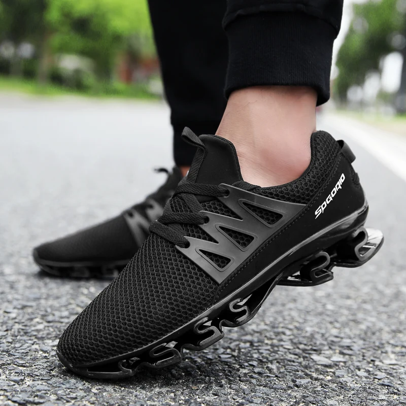

Men's Casual Sneakers Outdoor Running Shoes Breathable Mesh Hollow Soles Increased Twist Bottom